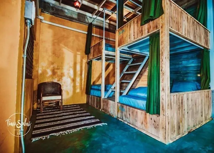 Time Sabai 32 Hostel *